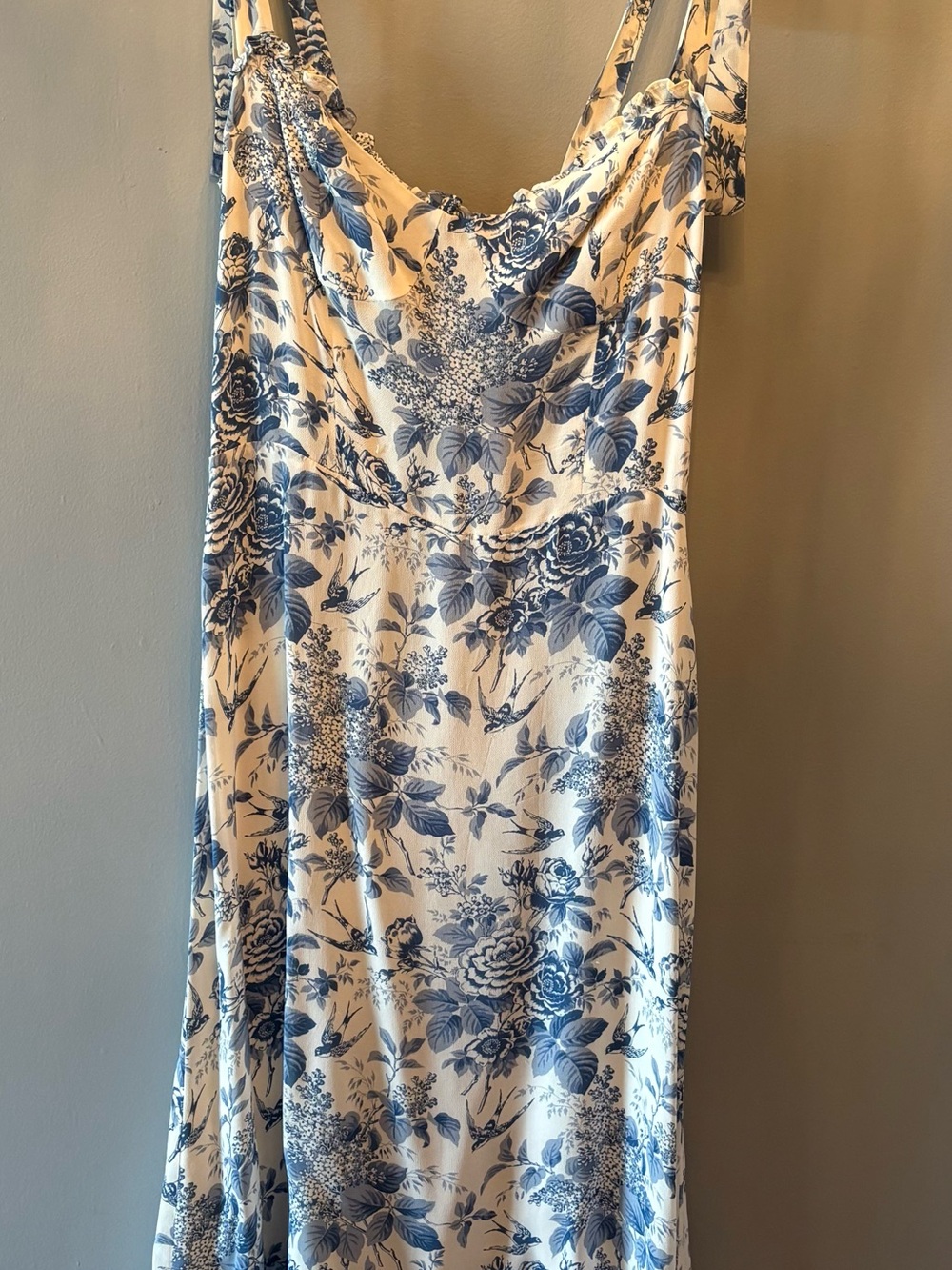Reformation Nikita Blue and White Floral Midi Dress NWT size 8 - Picture 15 of 16